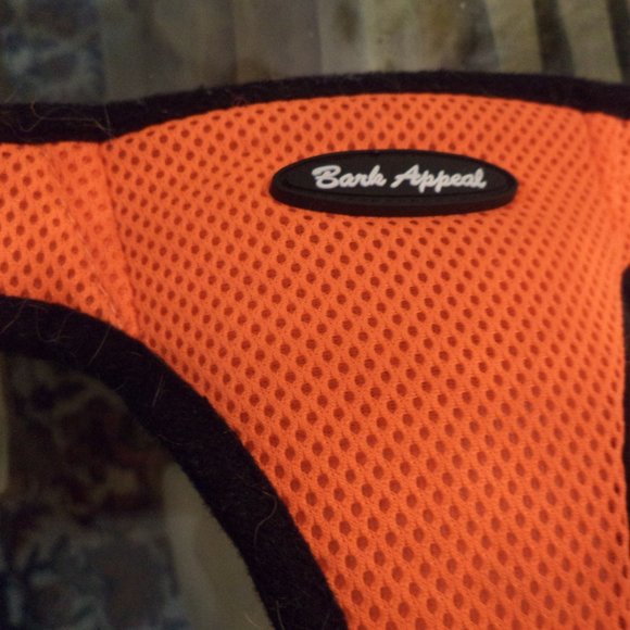 BARK APPEAL HARNESS - Bright Orange - with Velcro and clasp closure - Size XXL - Picture 2 of 5